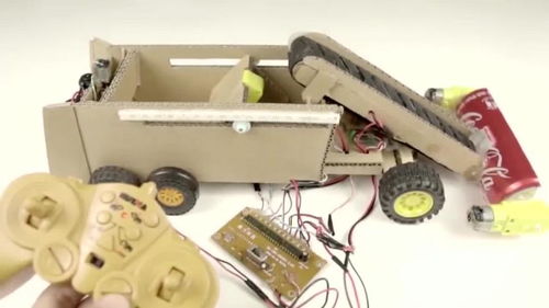 用纸板做农业机械,自动施肥机电动遥控模型,还能这样玩,真有趣